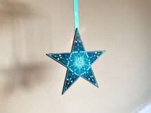 Load image into Gallery viewer, Dusk Hanging Family Eid Star